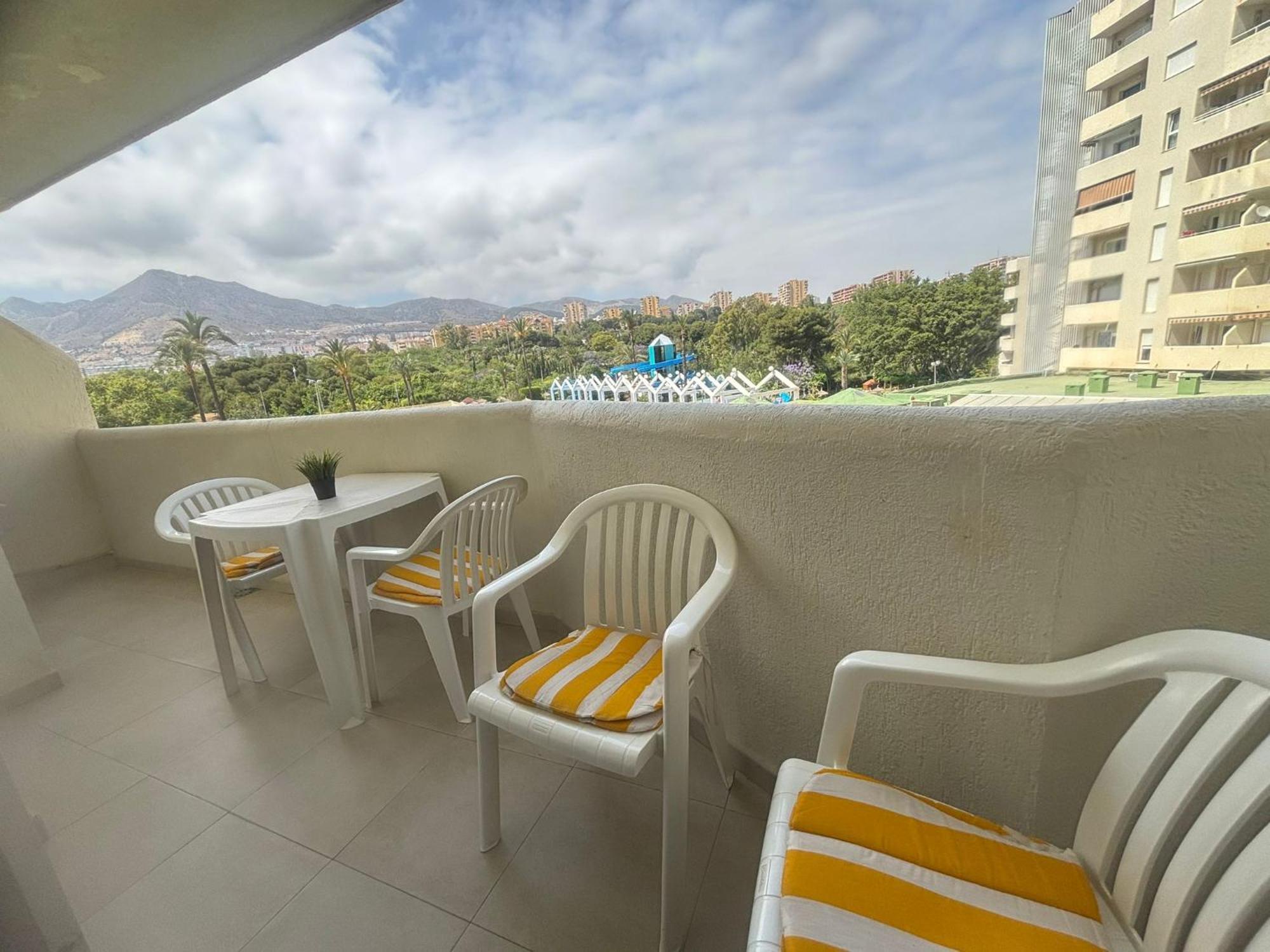 Apartamentos Benalbeach By Benalnova Benalmádena Buitenkant foto